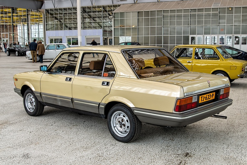 Fiat Argenta 2000 IE 1981 r3q.jpg
