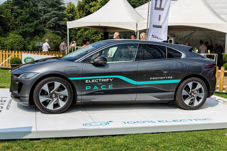 Jaguar I-Pace prototype 2018 side.jpg