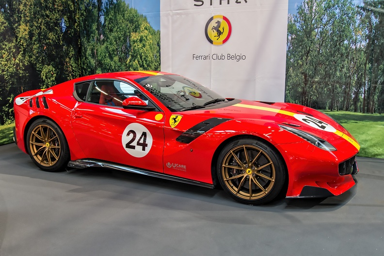 Ferrari F12tdf 2016 side.jpg