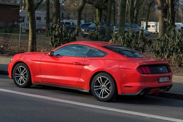 Ford Mustang S6 Ecoboost fastback coupe 2016 r3q