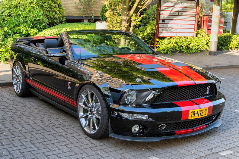 Shelby Ford Mustang S5 GT-500 convertible coupe 2008 fr3q.jpg