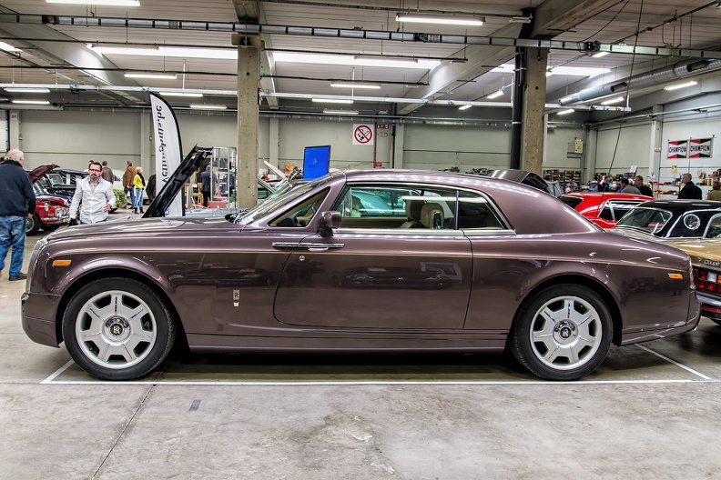 Rolls Royce Phantom VII coupe 2008 side.jpg