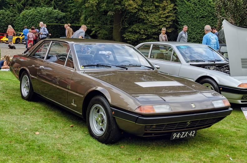 Ferrari 365 GT4 2+2 1974 fr3q.jpg