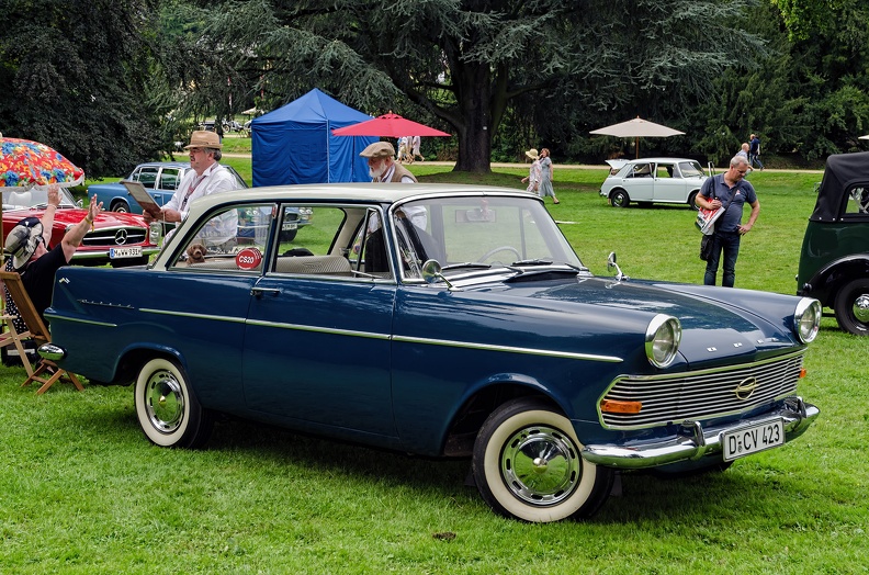 Opel Rekord P2 2-door sedan 1961 fr3q.jpg