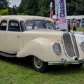 Panhard Dynamic X81 limousine 1939 fr3q.jpg