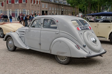 Peugeot 302 1938 r3q