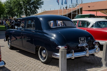 Kaiser Special 4-door sedan 1949 r3q