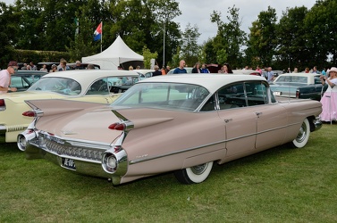 Cadillac Sedan de Ville 6W 1959 pink r3q