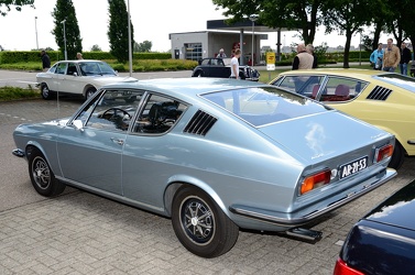 Audi 100 Coupe S 1972 r3q