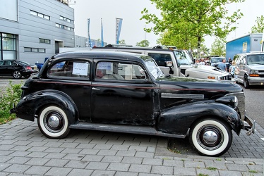 Chevrolet Master DeLuxe town sedan 1939 side