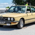 BMW 520 E12 1979 fl3q.jpg