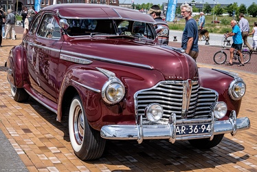 Buick Roadmaster sport coupe 1941 fr3q