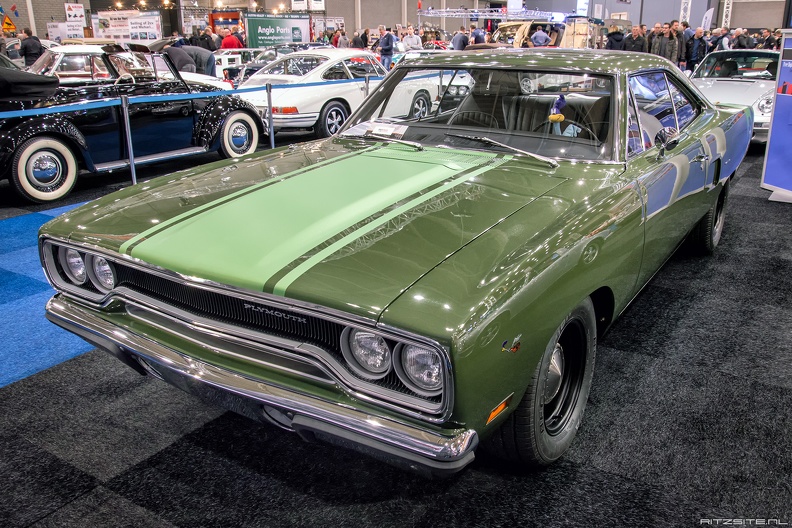 Plymouth Road Runner hardtop coupe 1970 fl3q.jpg