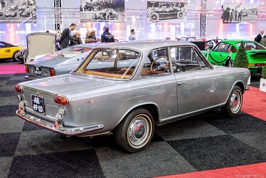 Vignale Fiat 1500 coupe 1963 r3q