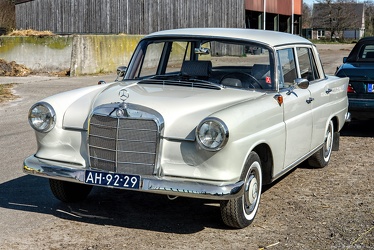 Mercedes 190 1963 fl3q