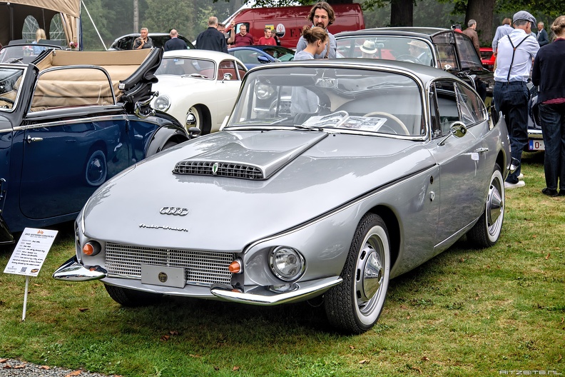 DKW 1000 Sp coupe by Apal 1958 fl3q.jpg