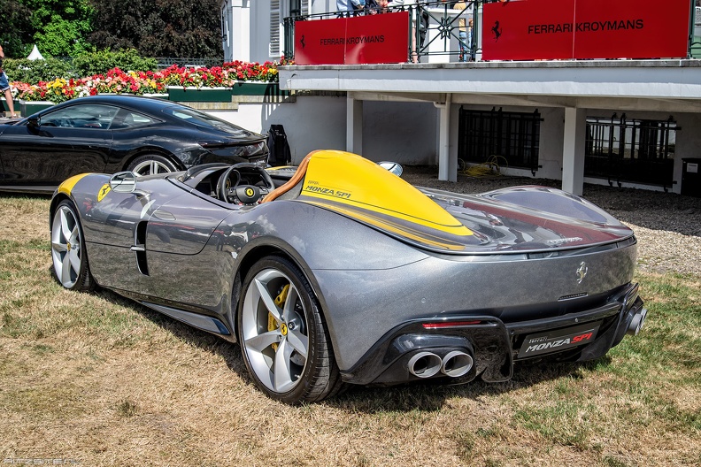Ferrari Monza SP1 prototype 2019 r3q.jpg
