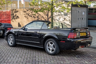 Ford Mustang S4 40th Anniversary Edition convertible coupe 2004 r3q