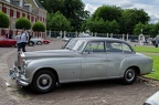 Rolls Royce Silver Dawn 6-light saloon by Ghia 1952 side